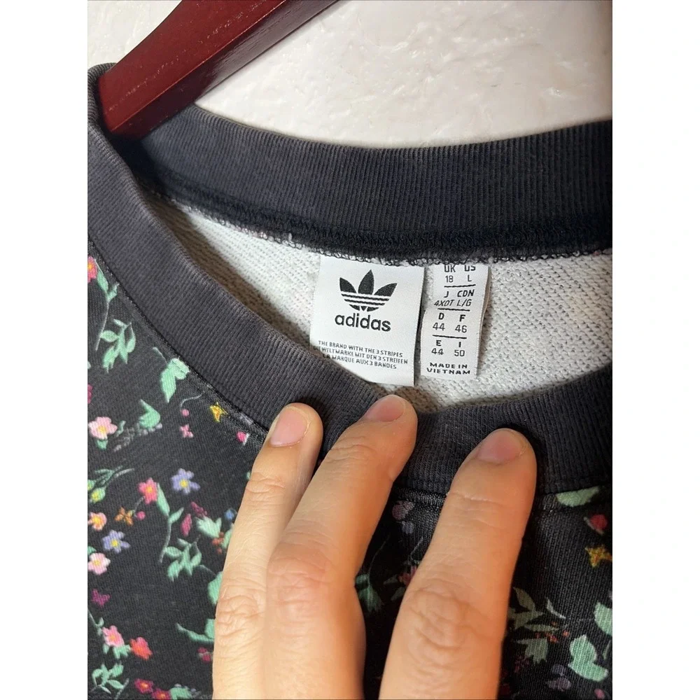 Adidas Originals Black Floral Long Sleeve Oversized Sweatshirt CROPPED, Size L
